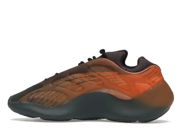 adidas Yeezy 700 V3